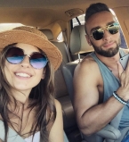 Победительница шоу &quot;Холосятк-6&quot; Алена Лесык и Иракли Макацария оправились отдыхать в Одессу