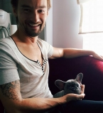 Алан Бадоев с собакой