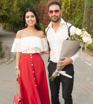 Невеста Виталия Козловского зацеловала его на свадьбе Дмитрия Ступки