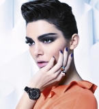 Поклонники раскритиковали новую фотосессию Кендалл Дженнер для Fendi