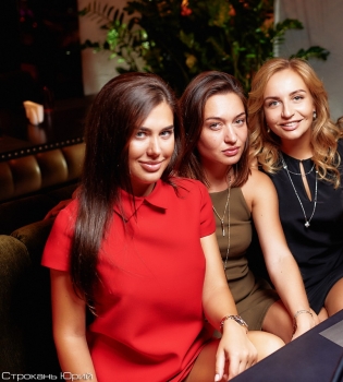 Fashion Friday в ресторане Canadian Club