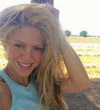 Папина копия: Шакира сравнила детские фото Жерара Пике и сына Саши