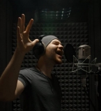 Alloise, Влад Дарвин, Дима Каднай и другие украинские звезды рассказали о своих оберегах