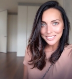 Алсу родит третьего ребенка в Израиле