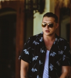 Британский певец Джон Ньюман рассказал о рецидиве рака