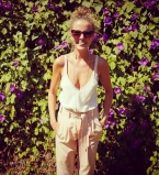 Инна Цимбалюк поделилась красочными фотографиями из путешествия по Франции