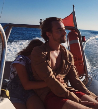 Алан Бадоев поделился милыми снимками своей повзрослевшей дочери Лолиты