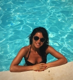 Злата Огневич соблазняет отменной фигурой на отдыхе в Ницце