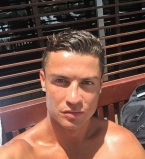 Криштиану Роналду с сыном