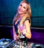 Камалия выступила на гей-параде в Амстердаме