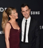 Джастин Теру и Дженнифер Энистон отметили первую годовщину свадьбы