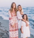 Дочь Веры Брежневой: "Не перестаю гордиться и радоваться за маму"