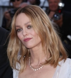 Ванесса Паради выступит в защиту Джонни Деппа на суде против Эмбер Херд