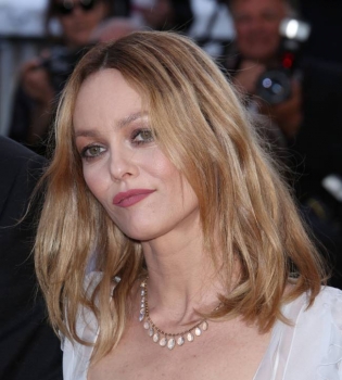 Ванесса Паради выступит в защиту Джонни Деппа на суде против Эмбер Херд