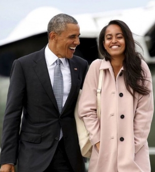18-летняя дочь Барака Обамы попалась на курении марихуаны