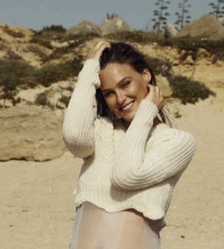 Супермодель Бар Рафаэли родила дочь