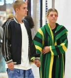 Романтика для двоих: Джастин Бибер замечен со своей новой возлюбленной в Токио