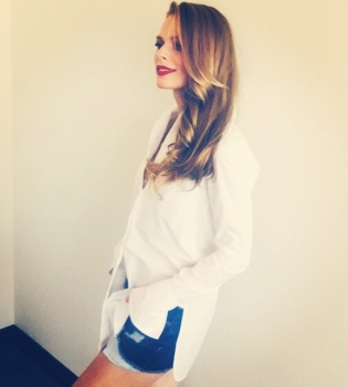 Ольга Фреймут показала первый день дочери в средней школе