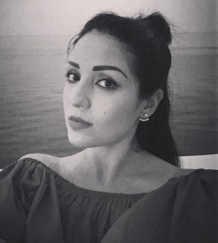 Ангелина Завальская поделилась умилительным снимком со своими маленькими детьми