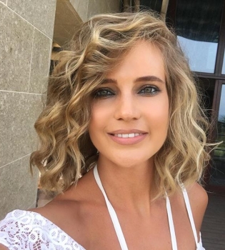 Певица Глюкоза рассказала о подготовке дочери в школу