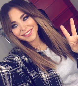 Ани Лорак поздравила с 1 сентября