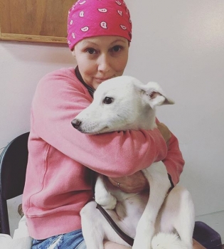 Больная раком Шэннен Доэрти поделилась снимком из больницы