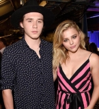 Бруклин Бекхэм и Хлоя Морец расстались - СМИ