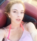 Линдси Лохан шокировала поклонников своей фигурой