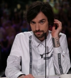 Антон Савлепов станцевал под зажигательную песню участницы &quot;Х-фактора 7&quot;