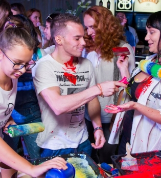 Олег Верняев