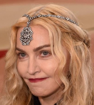 Мадонна проиграла суд: Рокко Ричи отныне будет жить с отцом