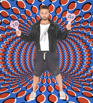 Денис Жгарев