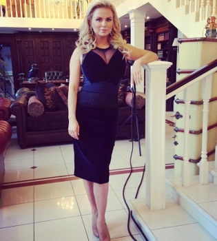 Анна Семенович выходит замуж