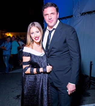 Беременная Ксения Собчак скрывает от семьи пол будущего ребенка