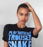 Курс на естественность: Ирина Шейк снялась в новом фотопроекте без макияжа