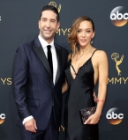 Дэвид Швиммер и его жена Зои Бакман