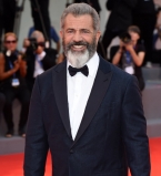 Молодая пассия 60-летнего Мэла Гибсона родит ему девятого ребенка