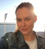 Бар Рафаэли после родов