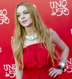 Линдси Лохан откровенно о скандале с российским женихом: &quot;Я стала еще одной избитой женщиной&quot;