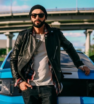 В сети появились первые фото вдребезги разбитой машины Kishe!