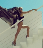 Loboda показала сногсшибательную фигуру в купальнике