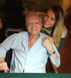 90-летний основатель Playboy прокомментировал слухи о страшной болезни