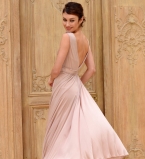 Ольга Куриленко блистает в изысканном наряде на модном показе Valentino