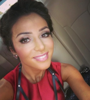 Злата Огневич заинтриговала фотографией с Амстердама