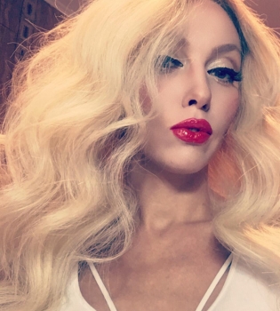 Оля Полякова трогательно поздравила дочь с 5-летием