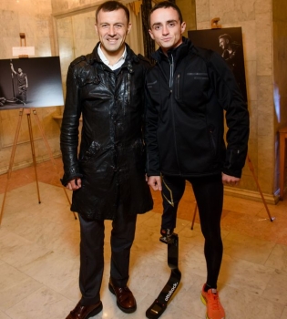 Герои АТО рассказали свои истории послам и дипломатам разных стран мира на МИД Open Air 2016