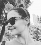 Прекрасна в своей естественности: Кэти Холмс поделилась фото без макияжа