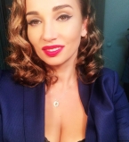 Похудевшая Анфиса Чехова продемонстрировала шикарный бюст