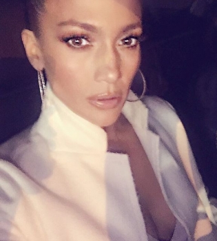 Скрытая камера: Дженнифер Лопес засняли во время сексуального танца