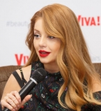 Тина Кароль на презентации нового номера Viva!